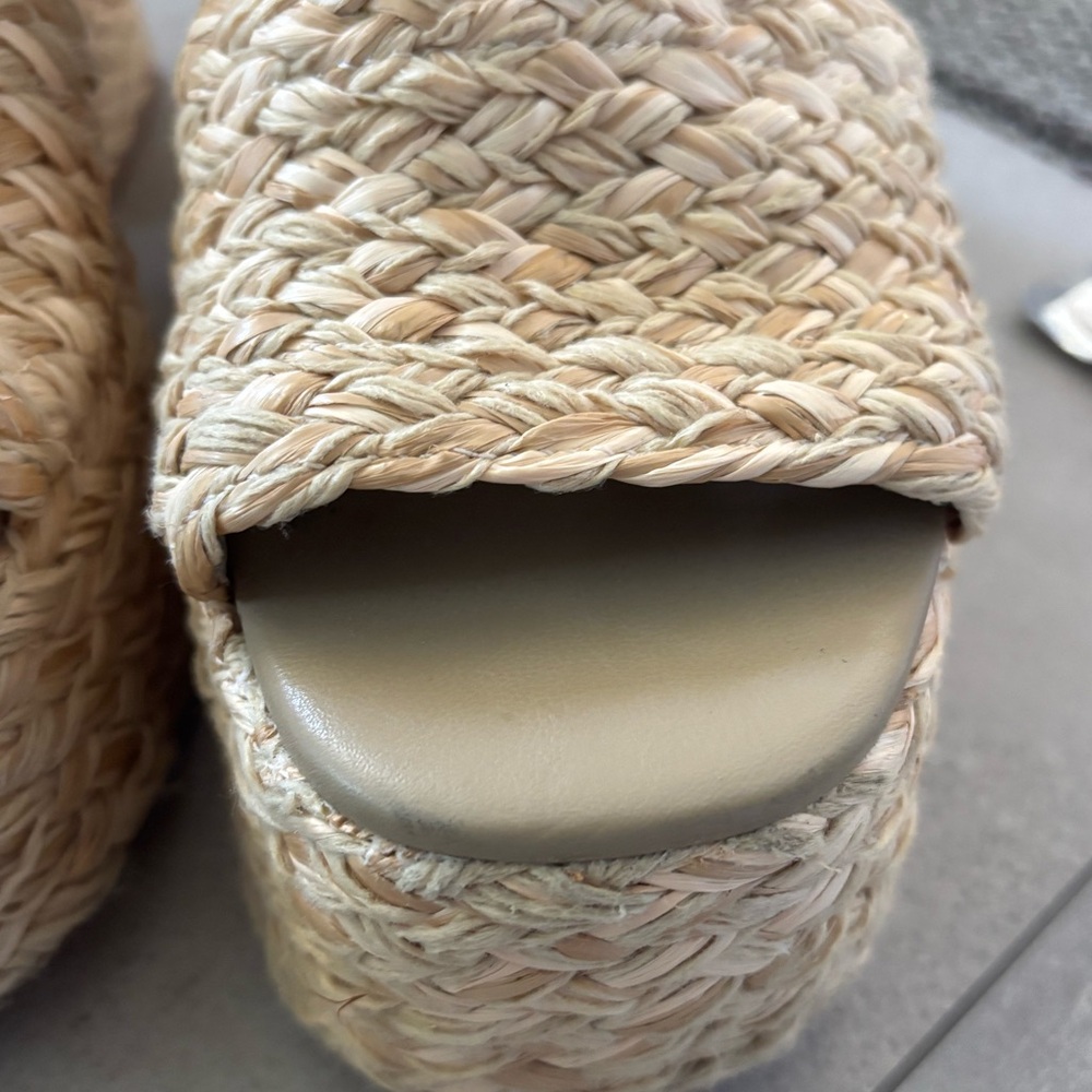 Farm Rio Braided Raffia Platform Sandal - Picture 7 of 8
